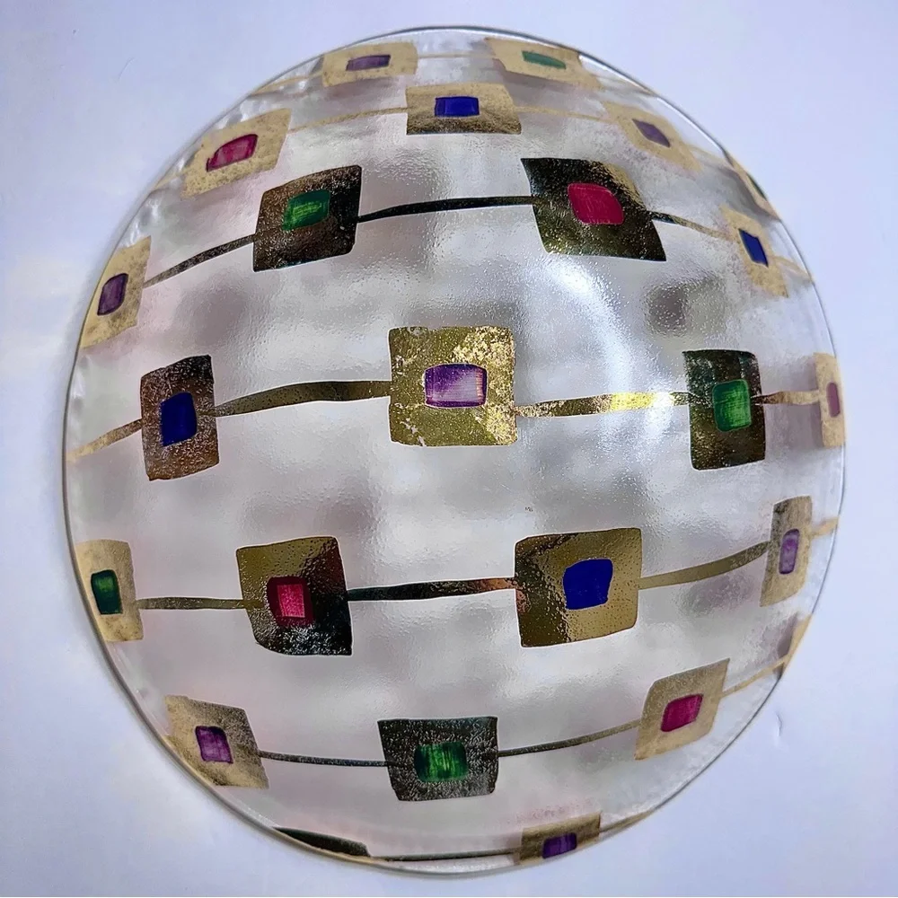 *RARE* CRATE AND BARREL Medallion Serving Bowl - Picture 7 of 8